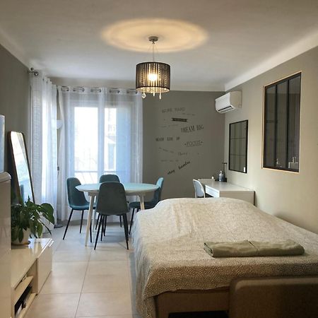 Апартаменти Nice West Cosy Flat Balcony, Near Airport, Train, Beach, Public Transport, Supermarket, Comfortable And Well Equipped Екстер'єр фото