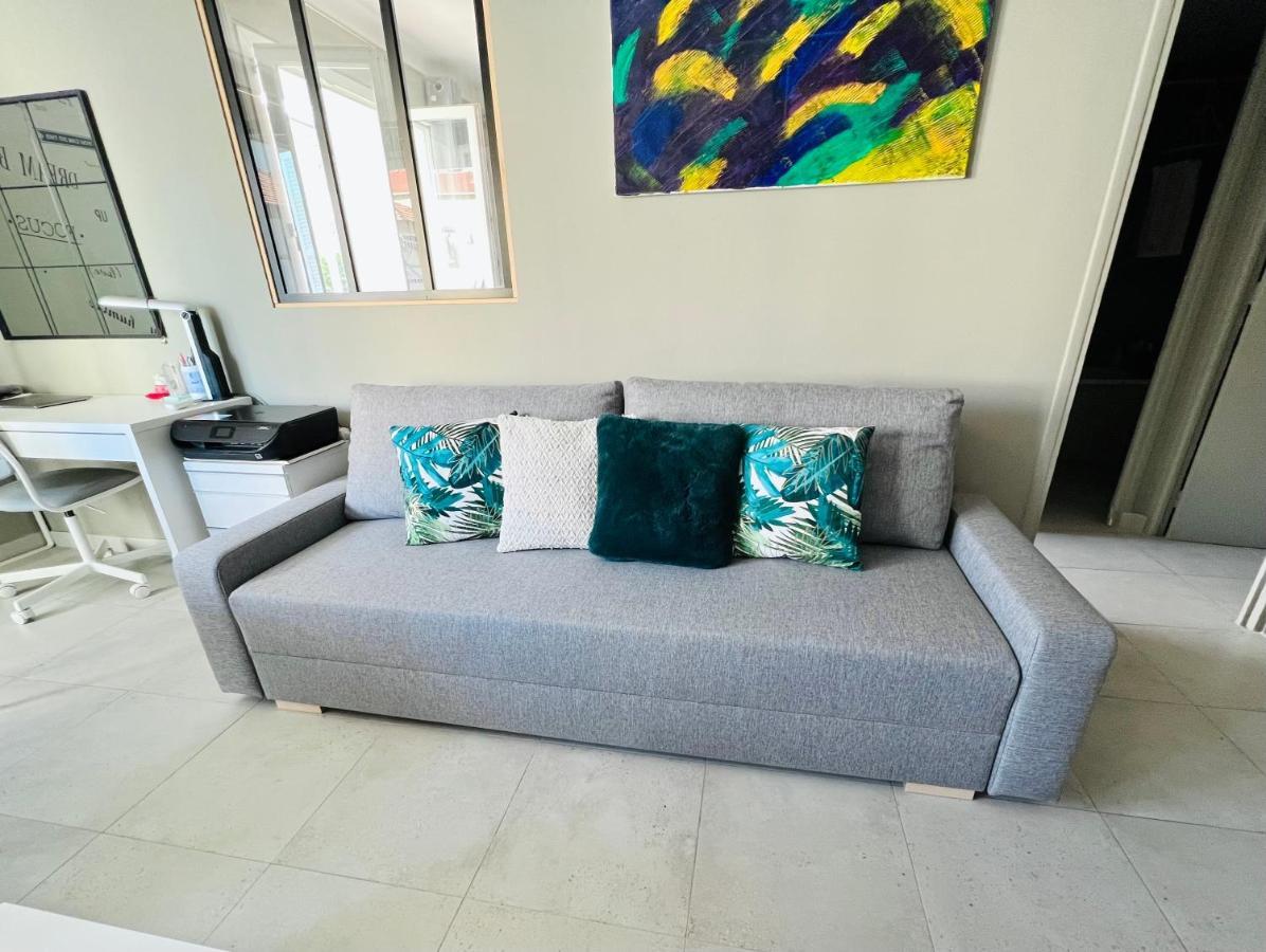 Апартаменти Nice West Cosy Flat Balcony, Near Airport, Train, Beach, Public Transport, Supermarket, Comfortable And Well Equipped Екстер'єр фото