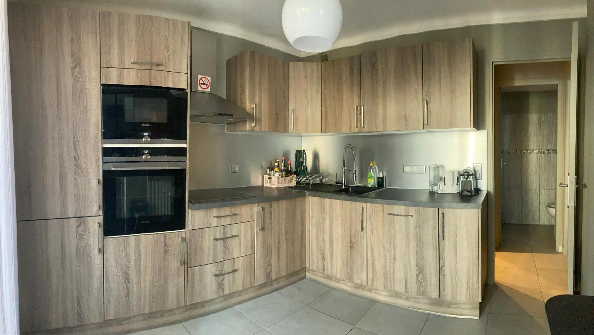 Апартаменти Nice West Cosy Flat Balcony, Near Airport, Train, Beach, Public Transport, Supermarket, Comfortable And Well Equipped Екстер'єр фото