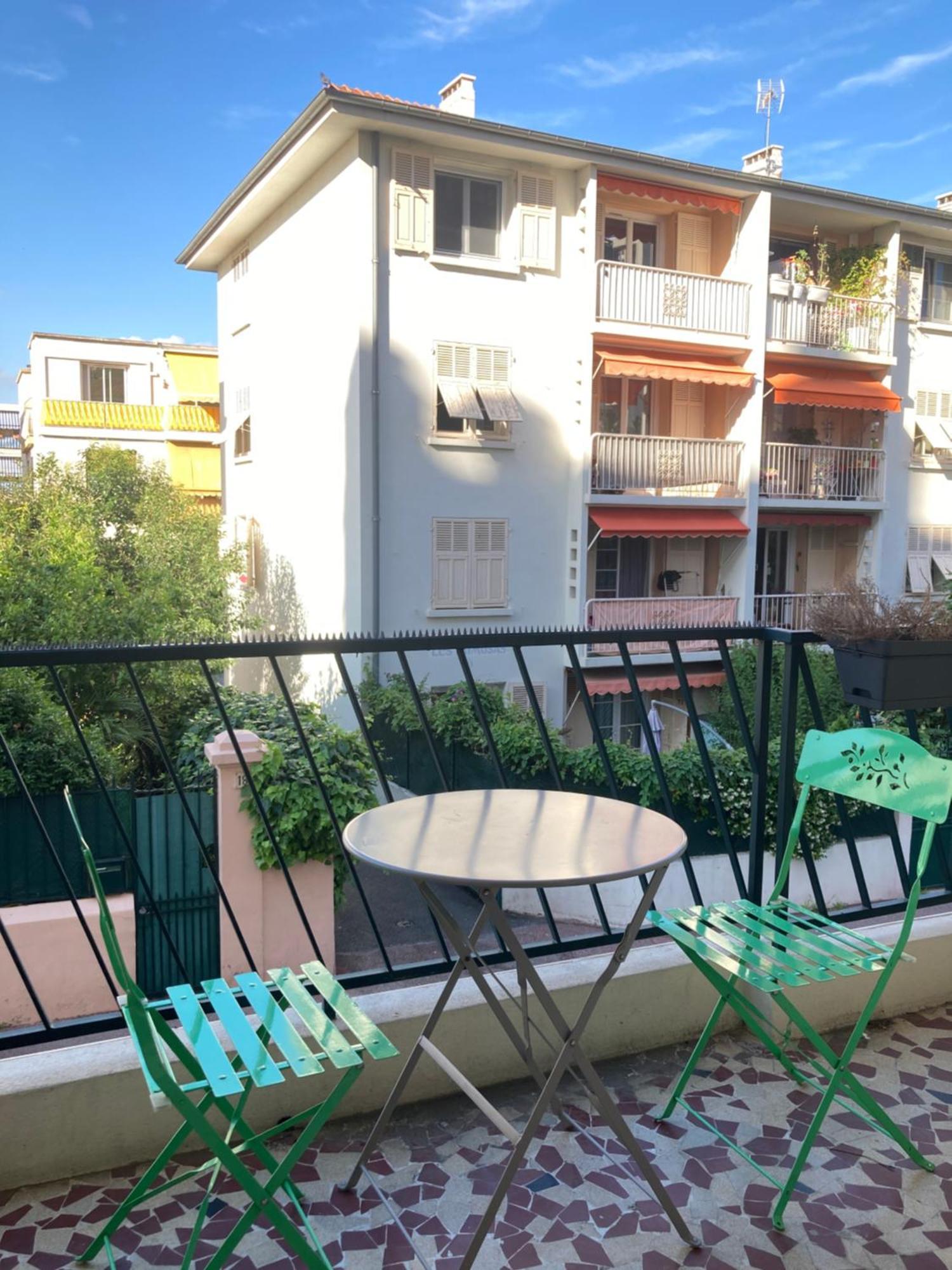 Апартаменти Nice West Cosy Flat Balcony, Near Airport, Train, Beach, Public Transport, Supermarket, Comfortable And Well Equipped Екстер'єр фото
